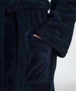 Pier One Uomo Accappatoio - Dark Blue 11 Pier One Uomo Accappatoio - Dark Blue -Moda Perfetta 8ec9d161aaa14cf58b4ce9e975d4d712 1