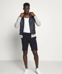 Pier One Uomo Pantaloni Sportivi - Dark Blue 8 Pier One Uomo Pantaloni Sportivi - Dark Blue -Moda Perfetta 8fb842edeb51428e83d0be38d0af4fdc