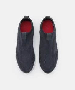 Pier One Uomo Sneakers Basse - Dark Blue 11 Pier One Uomo Sneakers Basse - Dark Blue -Moda Perfetta 91d846e751684709a8ba194ec675eda1