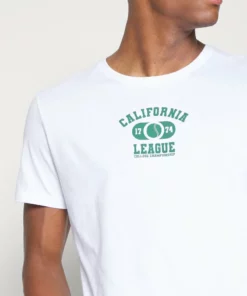 Pier One Uomo CALIFORNIA LEAGUE GRAPHIC T-SHIRT - T-shirt Con Stampa - White -Moda Perfetta 923124fb1e5645cab5122bfe7d73812c