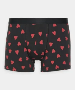 Pier One Uomo VALENTINE'S HEARTS BOXERS 2PACK - Culotte - Black/red -Moda Perfetta 93316f46d702497bbb3a53fc4bfe5545
