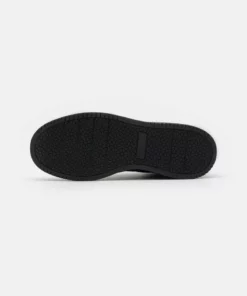 Pier One Uomo LEATHER - Sneakers Alte - Black 12 Pier One Uomo LEATHER - Sneakers Alte - Black -Moda Perfetta 93f12ee36a88468694006a5a0ac2852b