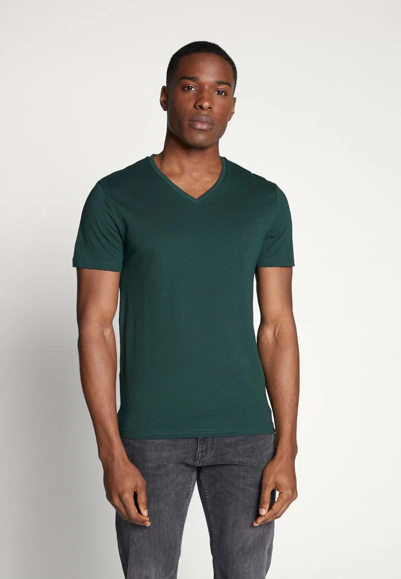 Pier One Uomo 3 PACK - T-shirt Basic - Black, Grey, Green 5 Pier One Uomo 3 PACK - T-shirt Basic - Black, Grey, Green - immagine 3