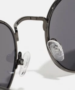 Pier One UNISEX - Occhiali Da Sole - Gunmetal 7 Pier One UNISEX - Occhiali Da Sole - Gunmetal -Moda Perfetta 98250ae7322f47b3893596c87a1f30bf