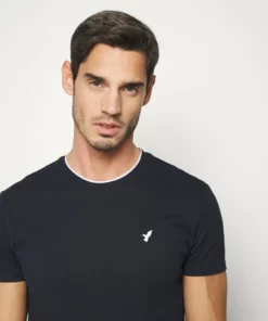 Pier One Uomo T-shirt Basic - Dark Blue 11 Pier One Uomo T-shirt Basic - Dark Blue -Moda Perfetta 9a38e7f4c6b74936acb031b7f369b600