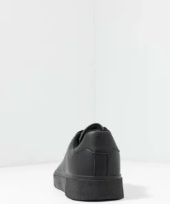 Pier One Uomo Sneakers Basse - Black 11 Pier One Uomo Sneakers Basse - Black -Moda Perfetta 9db6b25a3dbf4e488b4ce36bd6bf7343