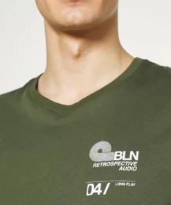 Pier One Uomo T-shirt Con Stampa - Green 14 Pier One Uomo T-shirt Con Stampa - Green -Moda Perfetta a04b3642915349e58607be621e1a04fa