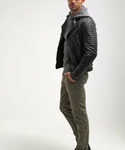 Pier One Uomo Felpa Con Cappuccio - Dark Grey Melange 11 Pier One Uomo Felpa Con Cappuccio - Dark Grey Melange -Moda Perfetta a0a4f6d9ccfc44b0943378e3f8d3746c