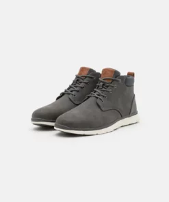 Pier One Uomo Sneakers Alte - Grey 9 Pier One Uomo Sneakers Alte - Grey -Moda Perfetta a13fd969e58145919a69f820c12b279e