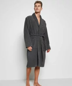 Pier One Uomo Accappatoio - Dark Gray 8 Pier One Uomo Accappatoio - Dark Gray -Moda Perfetta a35be2762dd04ce4a76532a1bc08831b