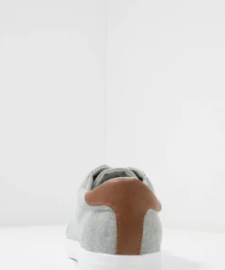 Pier One Uomo Sneakers Basse - Grey 11 Pier One Uomo Sneakers Basse - Grey -Moda Perfetta a457ebe83bd74eb3af050d796df69e58