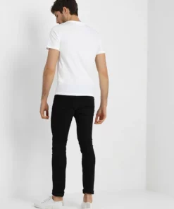 Pier One Uomo T-shirt Basic - White 10 Pier One Uomo T-shirt Basic - White -Moda Perfetta a5b121dd630340adb4f45bbb00b1a33c