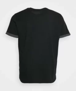 Pier One Uomo T-shirt Basic - Black -Moda Perfetta ab629077048a4af28e44224da6955c8a