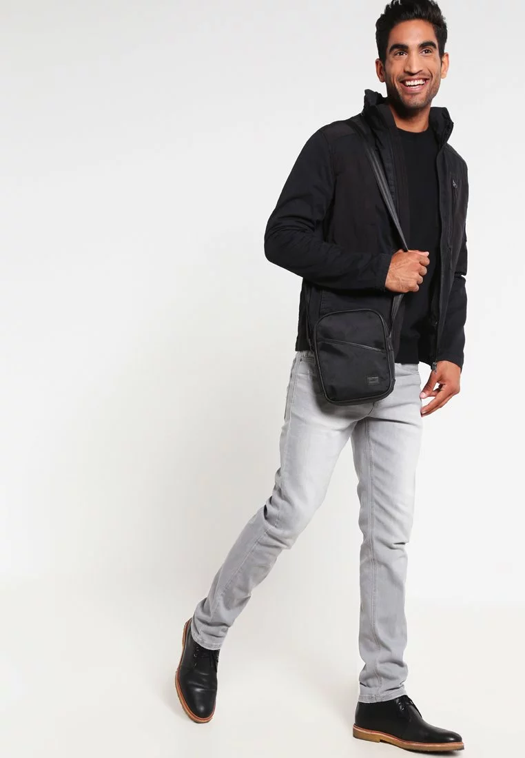 Pier One Uomo Felpa - Black 4 Pier One Uomo Felpa - Black - immagine 2