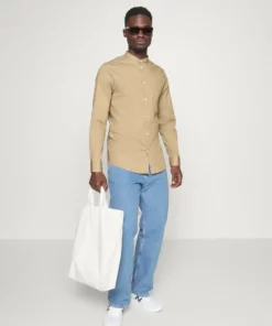 Pier One Uomo Camicia - Camel -Moda Perfetta acbf034ec0bb4912bf9b72e501bde5d4