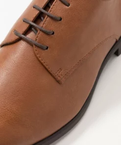 Pier One Uomo Stringate Eleganti - Cognac 13 Pier One Uomo Stringate Eleganti - Cognac -Moda Perfetta add4576c65ea49568c5b2bf4ca86cdb4