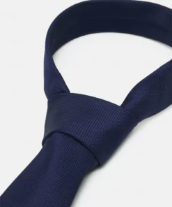 Pier One Uomo Cravatta - Dark Blue 7 Pier One Uomo Cravatta - Dark Blue -Moda Perfetta b002f0aa5aa14f09add561f29e65784f