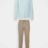 Pier One Uomo Pigiama - Light Blue/ Taupe 2 Pier One Uomo Pigiama - Light Blue/ Taupe -Moda Perfetta b0a18d4b212f416f85b0fa98337a8a1e