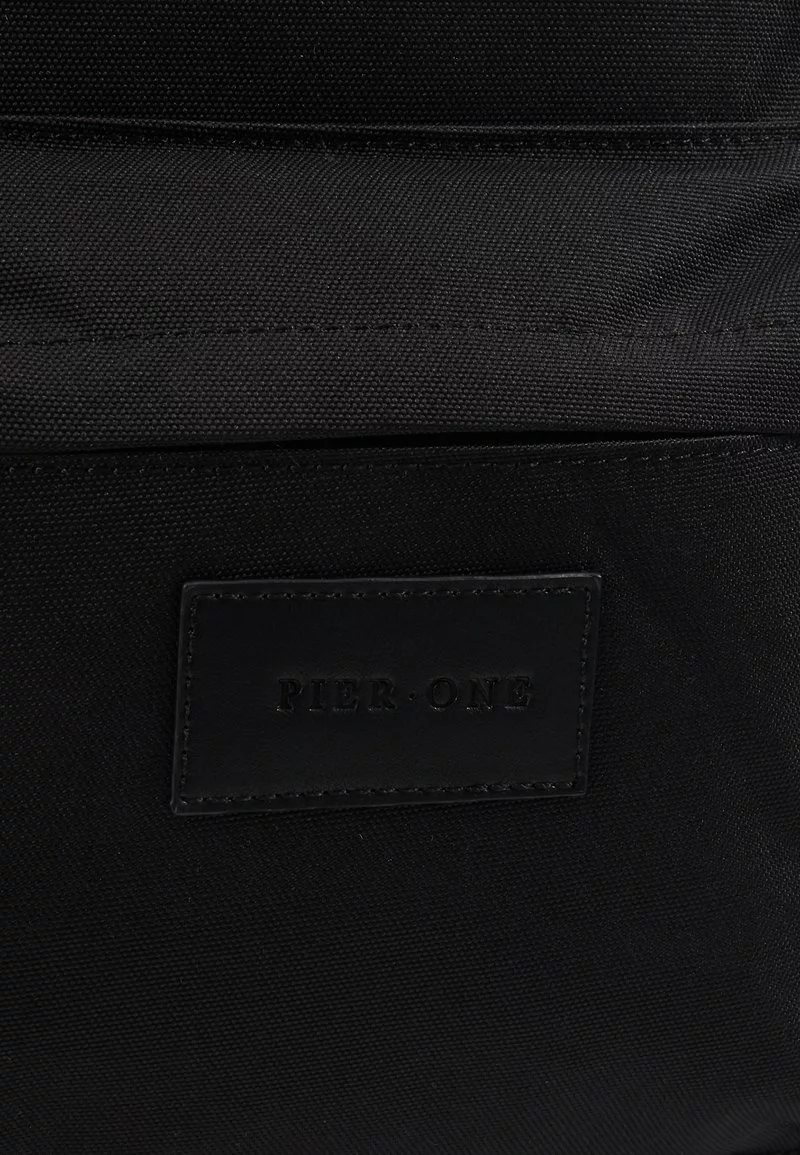 Pier One UNISEX - Zaino - Black 6 Pier One UNISEX - Zaino - Black - immagine 4