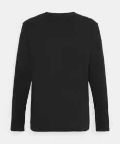 Pier One Uomo Maglietta A Manica Lunga - Black 15 Pier One Uomo Maglietta A Manica Lunga - Black -Moda Perfetta b5983ea91b8e45e1900de92d6eb4133f