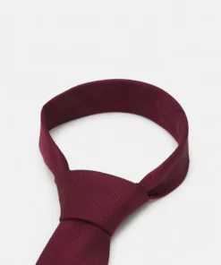 Pier One Uomo Cravatta - Bordeaux 7 Pier One Uomo Cravatta - Bordeaux -Moda Perfetta ba9525fec2ea4af4a4b9b830a989fea0