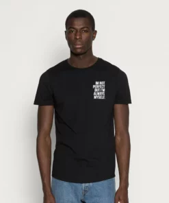 Pier One Uomo T-shirt Con Stampa - Black 9 Pier One Uomo T-shirt Con Stampa - Black -Moda Perfetta bb371f8d17004727ac68b7f8c5d42d8e