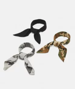 Pier One BANDANA UNISEX 3 PACK - Foulard - Black/grey/olive