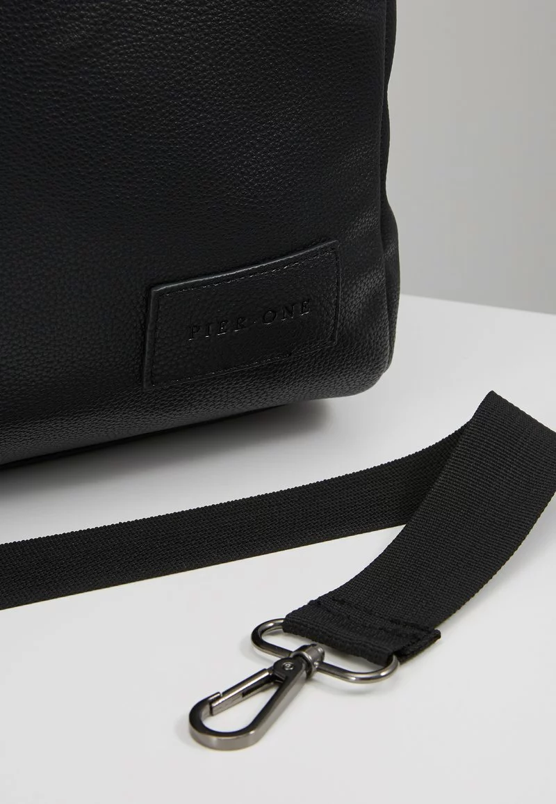 Pier One UNISEX - Borsa Da Viaggio - Black 9 Pier One UNISEX - Borsa Da Viaggio - Black - immagine 7