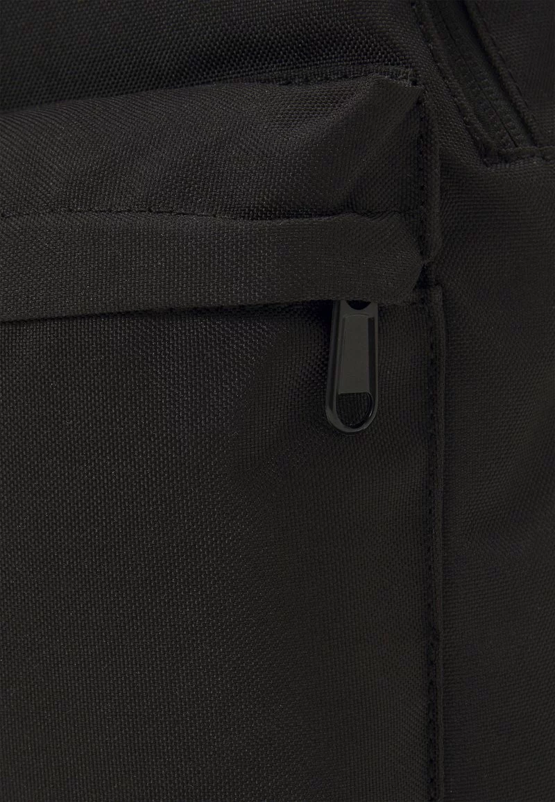 Pier One UNISEX - Zaino - Black 10 Pier One UNISEX - Zaino - Black - immagine 8