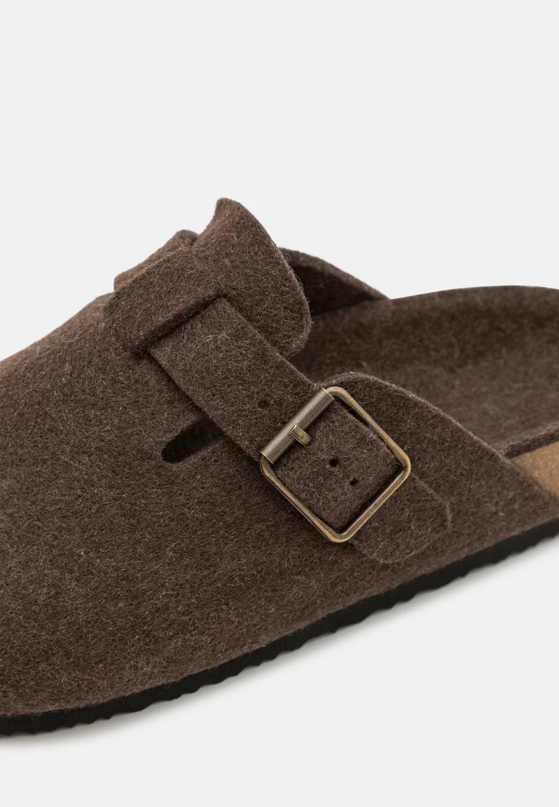 Pier One UNISEX - Pantofole - Brown 8 Pier One UNISEX - Pantofole - Brown - immagine 6