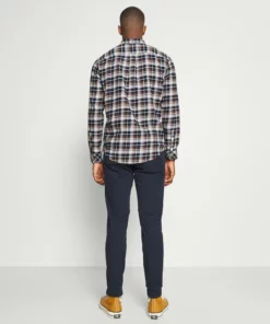 Pier One Uomo Camicia - Dark Blue/brown 9 Pier One Uomo Camicia - Dark Blue/brown -Moda Perfetta c2b78e4fde8840229734724424565470