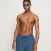 Pier One Uomo PEACHY SOFT BEACH SHORTS - Shorts Da Mare - Blue 1 Pier One Uomo PEACHY SOFT BEACH SHORTS - Shorts Da Mare - Blue -Moda Perfetta c2da2ce9e49a4f8b874f2acceb12aa27