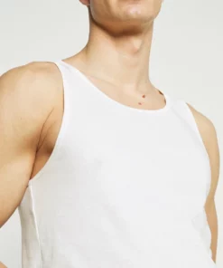 Pier One Uomo 3 PACK - Maglietta Intima - Dark Blue/bordeaux/off-white 14 Pier One Uomo 3 PACK - Maglietta Intima - Dark Blue/bordeaux/off-white -Moda Perfetta c32f9d44cb1a471bbb0689af118d570f