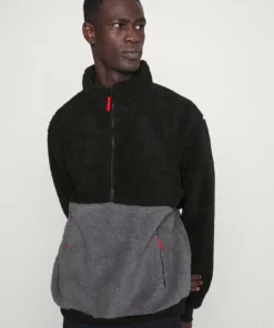 Pier One Uomo Felpa In Pile - Black/grey 13 Pier One Uomo Felpa In Pile - Black/grey -Moda Perfetta c4415b49aa4344fc876eac4fd9a55fa1