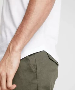 Pier One Uomo T-shirt Basic - White 11 Pier One Uomo T-shirt Basic - White -Moda Perfetta c588fcf93f2c454283c2c1eb10de81ae