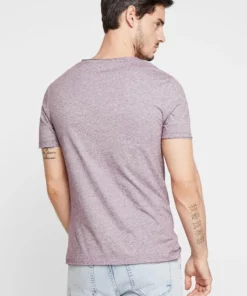 Pier One Uomo T-shirt Con Stampa - Bordeaux 9 Pier One Uomo T-shirt Con Stampa - Bordeaux -Moda Perfetta c59902287e844963b030f7ccb636bc3e