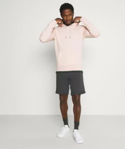 Pier One Uomo Pantaloni Sportivi - Dark Grey 10 Pier One Uomo Pantaloni Sportivi - Dark Grey -Moda Perfetta c6e9e524f06148fb8034ed7dbab96e14