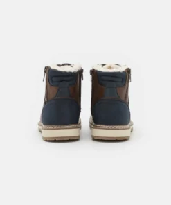 Pier One Uomo Stivaletti Stringati - Brown 10 Pier One Uomo Stivaletti Stringati - Brown -Moda Perfetta c814033dd9484d989e9df8d1a45344db