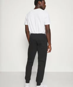 Pier One Uomo 3 PACK - Pantaloni Sportivi - Mottled Light Grey/mottled Dark Blue/black -Moda Perfetta c8ec40e1a8b54e07a8e9f7ae21a021de