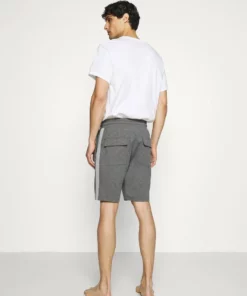 Pier One Uomo LOUNGE STRIPED SHORTS - Pantaloni Del Pigiama - Mottled Dark Grey/mottled Grey 10 Pier One Uomo LOUNGE STRIPED SHORTS - Pantaloni Del Pigiama - Mottled Dark Grey/mottled Grey -Moda Perfetta c94653b6081447b1a927a9d320b4dcc5