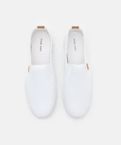 Pier One UNISEX - Scarpe Senza Lacci - White 11 Pier One UNISEX - Scarpe Senza Lacci - White -Moda Perfetta cab355a5a66847138fab0310c479705c
