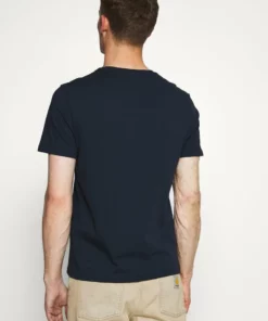 Pier One Uomo T-shirt Con Stampa - Dark Blue 9 Pier One Uomo T-shirt Con Stampa - Dark Blue -Moda Perfetta cb23b195204646dd93cf4c4f9839e596