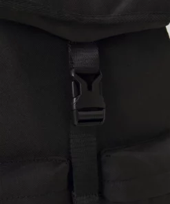 Pier One UNISEX - Zaino - Black 20 Pier One UNISEX - Zaino - Black -Moda Perfetta cb8d633a1e3f4926b2c262c85a9d4639