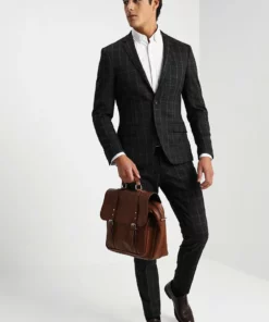 Pier One Uomo Ventiquattrore - Brown 10 Pier One Uomo Ventiquattrore - Brown -Moda Perfetta cf02a658d0484384a796202a09b07a7c