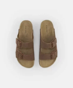 Pier One LEATHER UNISEX - Ciabattine - Stone 11 Pier One LEATHER UNISEX - Ciabattine - Stone -Moda Perfetta cf51ec7e58fc4cfeb3c67c246811affc