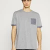 Pier One Uomo T-shirt Con Stampa - Mottled Grey 1 Pier One Uomo T-shirt Con Stampa - Mottled Grey -Moda Perfetta cfe524888d9d4ed5b81906eeb27a9aef