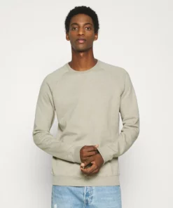 Pier One Uomo 2er Pack CREW NECK - Felpa - Tan/black -Moda Perfetta cff7ec7e0020489a8125e684b5601d9f