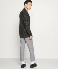 Pier One Uomo Maglione - Mottled Dark Grey 10 Pier One Uomo Maglione - Mottled Dark Grey -Moda Perfetta d0f1578bc185446eaafda9bce49b9663