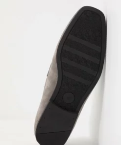 Pier One Uomo Mocassini Eleganti - Grey 12 Pier One Uomo Mocassini Eleganti - Grey -Moda Perfetta d18360a851f44bea81bdb7eb4ff0e458