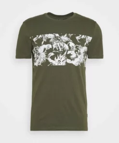 Pier One Uomo T-shirt Con Stampa - Oliv 10 Pier One Uomo T-shirt Con Stampa - Oliv -Moda Perfetta d387579e7c6f4e08b71705400a8510bf
